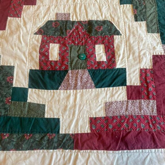 Handmade Patchwork Quilt – Log Cabin House Pattern with Button Details (79” x 79 - Picture 5 of 16